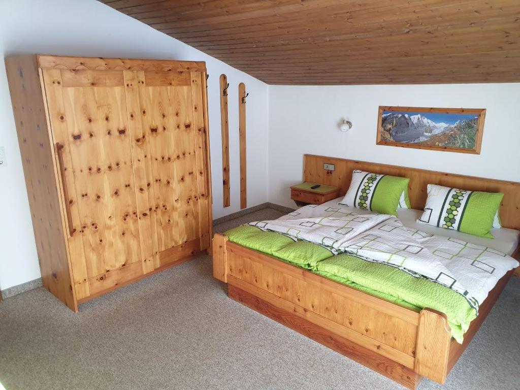 Ferienhaus Alpenblick ハイリゲンブルート エクステリア 写真
