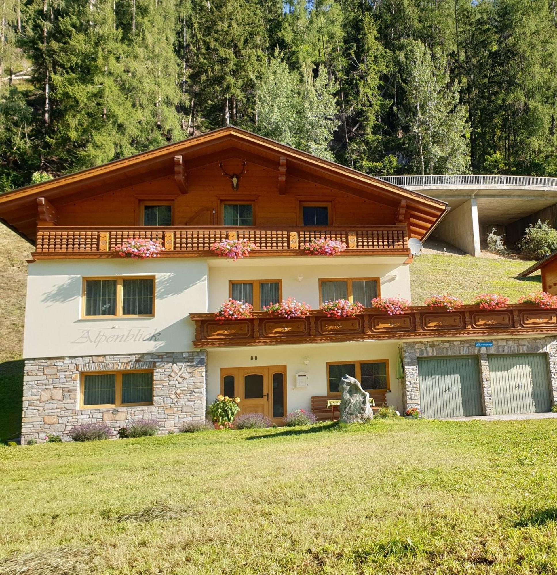 Ferienhaus Alpenblick ハイリゲンブルート エクステリア 写真